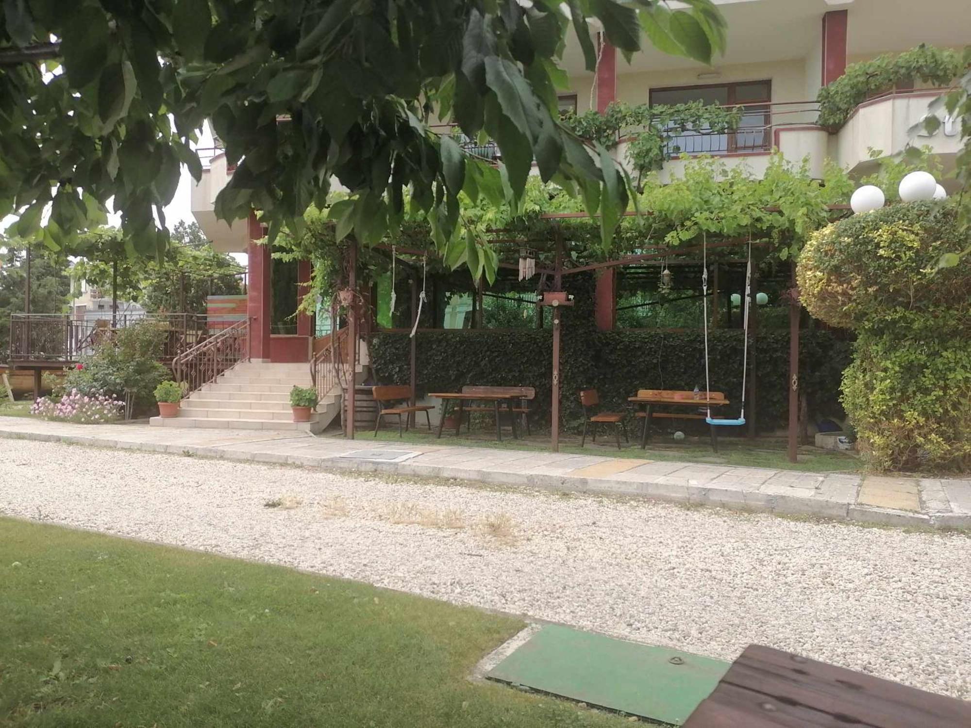 Konukevi St. George Sveti Vlas